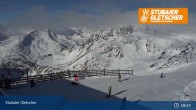 Archiv Foto Webcam Stubaier Gletscher: Ausblick Fernau Bergstation 08:00
