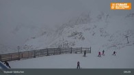 Archiv Foto Webcam Stubaier Gletscher: Ausblick Fernau Bergstation 08:00