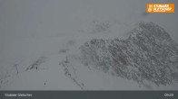 Archiv Foto Webcam Stubaier Gletscher: Ausblick Fernau Bergstation 08:00