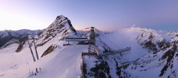 Archived image Webcam Sölden - Tiefenbach Glacier View Top Station 05:00