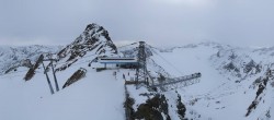 Archived image Webcam Sölden - Tiefenbach Glacier View Top Station 13:00