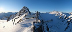 Archived image Webcam Sölden - Tiefenbach Glacier View Top Station 07:00