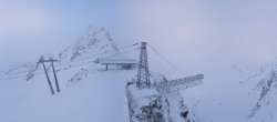 Archived image Webcam Sölden - Tiefenbach Glacier View Top Station 05:00