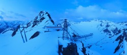 Archived image Webcam Sölden - Tiefenbach Glacier View Top Station 03:00