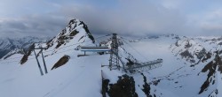 Archived image Webcam Sölden - Tiefenbach Glacier View Top Station 05:00