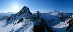 Archived image Webcam Sölden - Tiefenbach Glacier View Top Station 18:00
