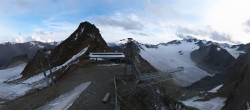 Archiv Foto Webcam Sölden - Tiefenbachgletscher Berg 17:00