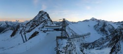Archiv Foto Webcam Sölden - Tiefenbachgletscher Berg 17:00