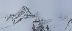 Archived image Webcam Sölden - Tiefenbach Glacier View Top Station 07:00
