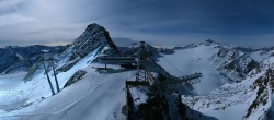 Archived image Webcam Sölden - Tiefenbach Glacier View Top Station 17:00