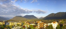 Archiv Foto Webcam Alpenresort Schwarz: Mieminger Plateau 05:00