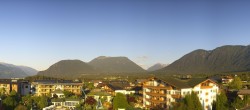 Archiv Foto Webcam Alpenresort Schwarz: Mieminger Plateau 05:00