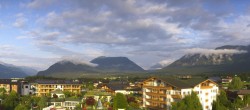 Archived image Webcam Alpenresort Schwarz at Mieming Plateau 05:00