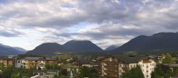Archiv Foto Webcam Alpenresort Schwarz: Mieminger Plateau 06:00