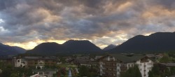 Archiv Foto Webcam Alpenresort Schwarz: Mieminger Plateau 19:00