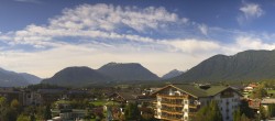 Archiv Foto Webcam Alpenresort Schwarz: Mieminger Plateau 11:00
