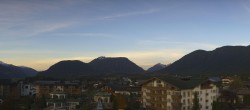 Archiv Foto Webcam Alpenresort Schwarz: Mieminger Plateau 06:00