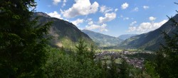 Archived image Webcam View of Mayrhofen im Zillertal 09:00