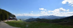 Archived image Webcam Alpspitzbahn Nesselwang: Sports Club Böck 11:00
