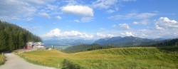 Archiv Foto Webcam Alpspitzbahn Nesselwang: Sportheim Böck 17:00