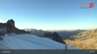 Archived image Webcam &#34;Gefrorene Wand&#34; Zilltertal Alps 06:00