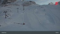 Archived image Webcam Tuxer Fernerhaus at Hintertux Glacier 02:00