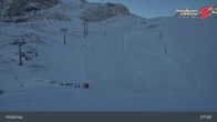 Archived image Webcam Tuxer Fernerhaus at Hintertux Glacier 07:00