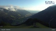 Archiv Foto Webcam Elfer Lifte in Neustift 06:00