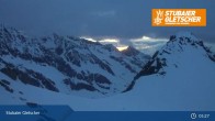Archiv Foto Webcam Daunjoch Sessellift am Stubaier Gletscher 04:00