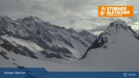 Archived image Webcam Stubai glacier: Daunjoch chair lift 07:00