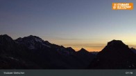 Archiv Foto Webcam Daunjoch Sessellift am Stubaier Gletscher 06:00
