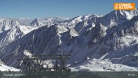 Archived image Webcam Stubai glacier: Daunjoch chair lift 12:00