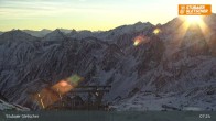 Archiv Foto Webcam Daunjoch Sessellift am Stubaier Gletscher 06:00