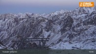 Archiv Foto Webcam Daunjoch Sessellift am Stubaier Gletscher 02:00