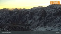 Archiv Foto Webcam Daunjoch Sessellift am Stubaier Gletscher 06:00