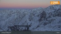 Archiv Foto Webcam Daunjoch Sessellift am Stubaier Gletscher 16:00