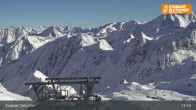 Archived image Webcam Stubai glacier: Daunjoch chair lift 12:00