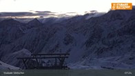 Archiv Foto Webcam Daunjoch Sessellift am Stubaier Gletscher 06:00