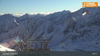 Archiv Foto Webcam Daunjoch Sessellift am Stubaier Gletscher 08:00