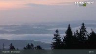 Archived image Webcam Klaffer am Hochficht - Hochfichtbahn Top Station 04:00