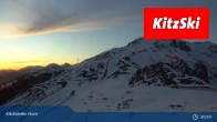 Archived image Webcam Summit of Kitzbüheler Horn Mountain 04:00