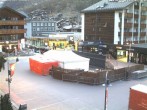 Archived image Webcam Zermatt Railway station 05:00