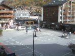 Archiv Foto Webcam Zermatt Bahnhofplatz 11:00