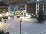 Archiv Foto Webcam Zermatt Bahnhofplatz 06:00