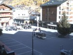 Archiv Foto Webcam Zermatt Bahnhofplatz 13:00