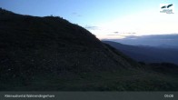 Archiv Foto Webcam Walmendingerhorn Kleinwalsertal 04:00