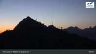 Archiv Foto Webcam Walmendingerhorn Kleinwalsertal 04:00