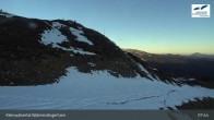 Archived image Webcam Walmendingerhorn Mittelberg 07:00