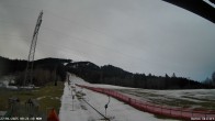 Archived image Webcam Enjoy the panoama view of the ski trail and lift in Buron 07:00