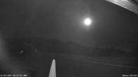 Archiv Foto Webcam Blick von der Talstation des Schlepplifts Buron auf den Lift und die Piste 23:00